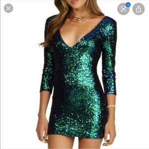 Windsor Long Sleeve Sequin Dress